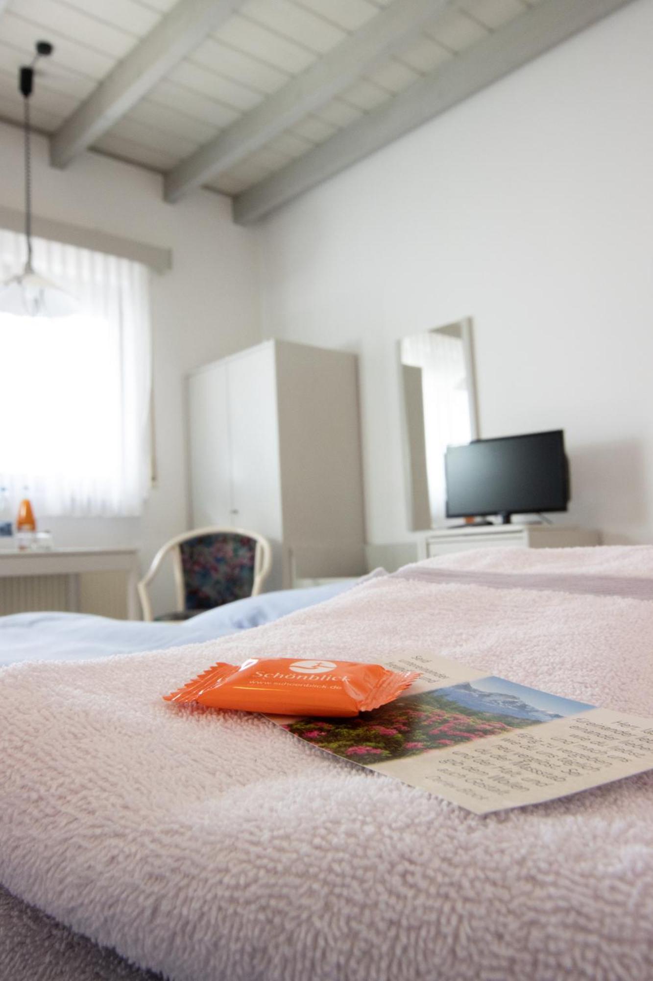 Pension Krone Schwäbisch Gmünd Εξωτερικό φωτογραφία